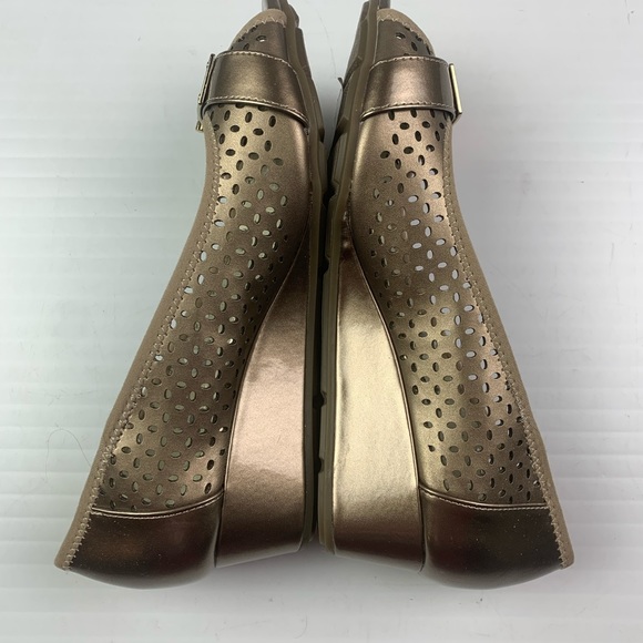 AK Anne Klein Sport Womens Wedge Open Toe Slip On Shoes Size 5.5 Gold - Picture 5 of 8
